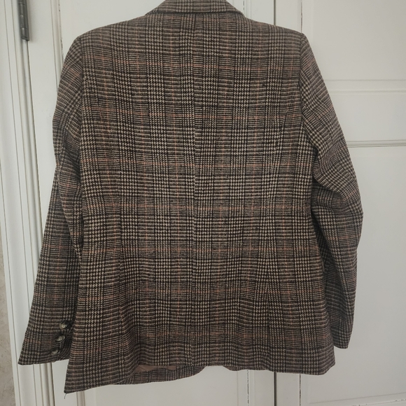 Ebossy Plaid Blazer – New With Tags 🤎.pit To Pit 18" - Picture 5 of 7